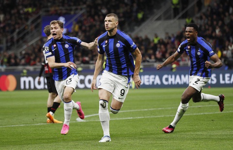 Thắng trận derby, Inter Milan tiến gần chung kết Champions League - Ảnh 1. Thắng trận derby, Inter Milan tiến gần chung kết Champions League - Ảnh 1.