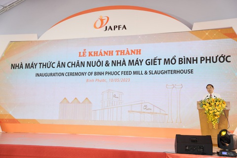 Japfa Việt Nam khánh thành hai nhà máy tại Bình Phước - Ảnh 2. Ông Phùng Đức Tiến - thứ trưởng Bộ Nông nghiệp & phát triển nông thôn phát biểu tại buổi lễ