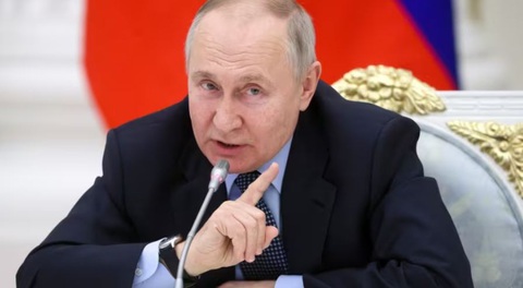 Nga tuyên bố không ai dám thực thi lệnh bắt Tổng thống Putin - Ảnh 1. Nga tuyên bố không ai dám thực thi lệnh bắt Tổng thống Putin - Ảnh 1.