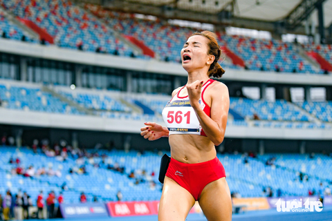 Nguyễn Thị Oanh giành huy chương vàng thứ 4 SEA Games 32 tặng sinh nhật thầy Sỹ - Ảnh 8. Nguyễn Thị Oanh giành huy chương vàng thứ 4 SEA Games 32 tặng sinh nhật thầy Sỹ - Ảnh 8.