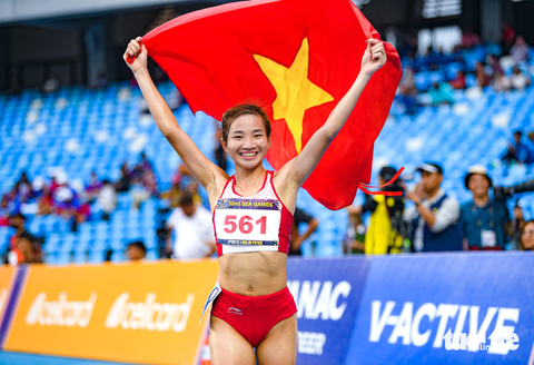 Nguyễn Thị Oanh giành huy chương vàng thứ 4 SEA Games 32 tặng sinh nhật thầy Sỹ - Ảnh 13. Nguyễn Thị Oanh giành huy chương vàng thứ 4 SEA Games 32 tặng sinh nhật thầy Sỹ - Ảnh 13.