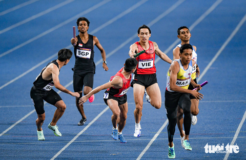 SEA Games 32: Điền kinh Việt Nam mất ngôi vị số 1 vào tay Thái Lan - Ảnh 1. SEA Games 32: Điền kinh Việt Nam mất ngôi vị số 1 vào tay Thái Lan - Ảnh 1.