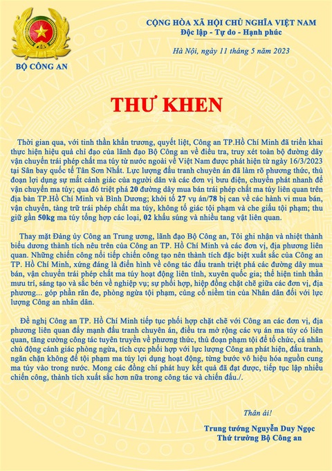 Bộ Công an khen Công an TP.HCM vụ 4 tiếp viên hàng không xách ma túy - Ảnh 1. Bộ Công an khen Công an TP.HCM vụ 4 tiếp viên hàng không xách ma túy - Ảnh 1.