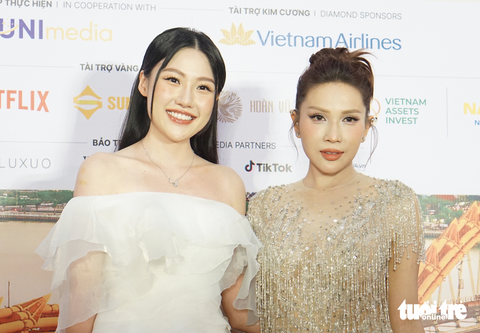 Trấn Thành là đạo diễn xuất sắc, Nhà bà Nữ là phim Việt hay nhất ở Liên hoan phim châu Á Đà Nẵng - Ảnh 12. Trấn Thành là đạo diễn xuất sắc, Nhà bà Nữ là phim Việt hay nhất ở Liên hoan phim châu Á Đà Nẵng - Ảnh 12.