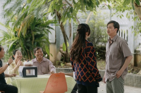 Hồ Việt Trung chi nửa tỉ đồng làm MV tặng con gái - Ảnh 6. Hồ Việt Trung chi nửa tỉ đồng làm MV tặng con gái - Ảnh 6.