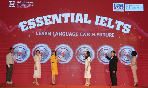 Đại học quốc tế Hồng Bàng tặng khóa học IELTS chuẩn đầu ra cho tân sinh viên - Ảnh 3. Đại học quốc tế Hồng Bàng tặng khóa học IELTS chuẩn đầu ra cho tân sinh viên - Ảnh 3.