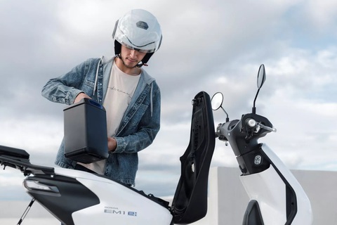 Xe máy điện mới nhất của Honda là mẫu rẻ nhất, chậm nhất của hãng - Ảnh 6. Xe máy điện mới nhất của Honda là mẫu rẻ nhất, chậm nhất của hãng - Ảnh 6.