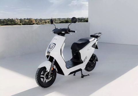 Xe máy điện mới nhất của Honda là mẫu rẻ nhất, chậm nhất của hãng - Ảnh 4. Xe máy điện mới nhất của Honda là mẫu rẻ nhất, chậm nhất của hãng - Ảnh 4.