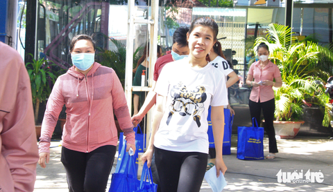 10.000 phần quà Cảm ơn người lao động - Ảnh 4. 10.000 phần quà Cảm ơn người lao động - Ảnh 4.