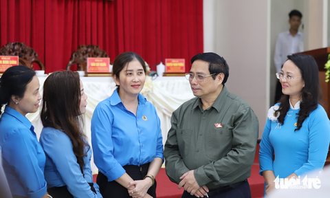 Thủ tướng: Ưu tiên đường sắt tốc độ cao TP.HCM - Cần Thơ - Ảnh 3. Thủ tướng: Ưu tiên đường sắt tốc độ cao TP.HCM - Cần Thơ - Ảnh 3.