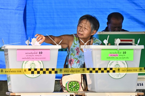 Bắt đầu bầu cử Thái Lan: Cuộc chạy đua giữa ông Prayut và con gái ông Thaksin? - Ảnh 5. Bắt đầu bầu cử Thái Lan: Cuộc chạy đua giữa ông Prayut và con gái ông Thaksin? - Ảnh 5.