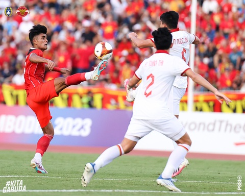 ESPN: Indonesia thắng Việt Nam nhờ tinh thần bất khuất - Ảnh 2. ESPN: Indonesia thắng Việt Nam nhờ tinh thần bất khuất - Ảnh 2.