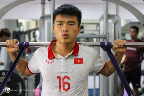 U22 Việt Nam tập gym trong trầm lắng - Ảnh 1. U22 Việt Nam tập gym trong trầm lắng - Ảnh 1.