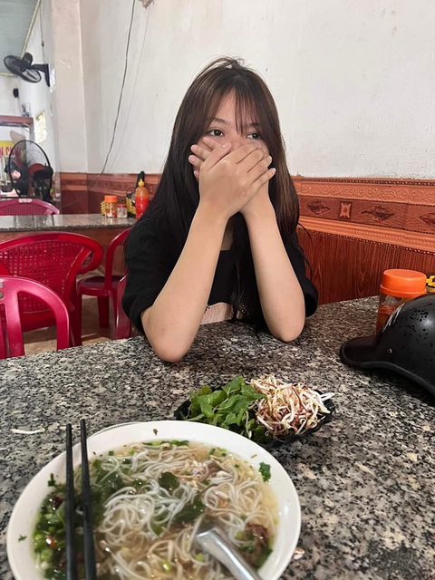 Ảnh vui 15-5: Nếu cà app là môn học thì em xứng đáng xuất sắc - Ảnh 5. Ảnh vui 15-5: Nếu cà app là môn học thì em xứng đáng xuất sắc - Ảnh 5.