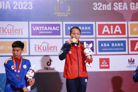 SEA Games ngày 15-5: các môn võ liên tiếp 'gặt vàng' - Ảnh 3. Nguyễn Thị Hằng Nga đoạt HCV - Ảnh: HUY ĐĂNG
