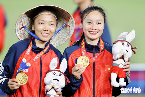 SEA Games trong mắt tôi: Cảm ơn tuyển nữ Việt Nam! - Ảnh 1. SEA Games trong mắt tôi: Cảm ơn tuyển nữ Việt Nam! - Ảnh 1.