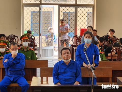 Bị cáo chủ mưu đường dây đánh bạc ngàn tỉ đổ lỗi cho xổ số kiến thiết - Ảnh 2. Bị cáo chủ mưu đường dây đánh bạc ngàn tỉ đổ lỗi cho xổ số kiến thiết - Ảnh 2.