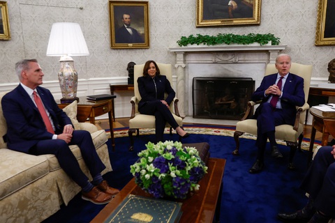 Áp lực nợ công đè nặng chuyến công du châu Á của ông Biden - Ảnh 1. Áp lực nợ công đè nặng chuyến công du châu Á của ông Biden - Ảnh 1.