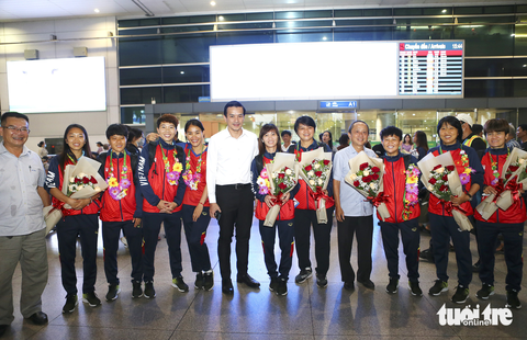Thể thao TP.HCM thưởng thêm cho VĐV có huy chương SEA Games 32 - Ảnh 4. Thể thao TP.HCM thưởng thêm cho VĐV có huy chương SEA Games 32 - Ảnh 4.