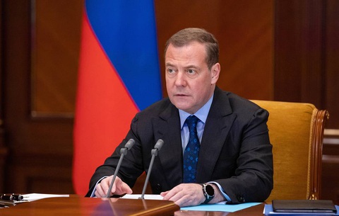 Ông Medvedev: Nga có quyền triển khai vũ khí bất kỳ đâu - Ảnh 1. Ông Medvedev: Nga có quyền triển khai vũ khí bất kỳ đâu - Ảnh 1.