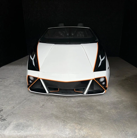 Smart Fortwo độ kiểu Lamborghini thành siêu xe cực ngắn - Ảnh 2. Smart Fortwo độ kiểu Lamborghini thành siêu xe cực ngắn - Ảnh 2.