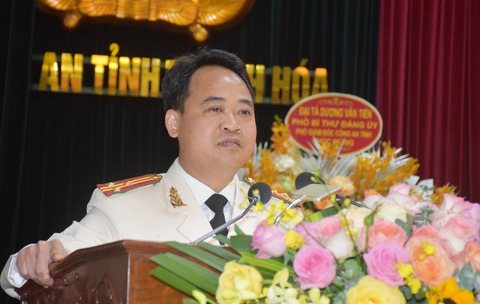 Trưởng Công an TP Thanh Hóa giữ chức phó giám đốc Công an tỉnh - Ảnh 2. Trưởng Công an TP Thanh Hóa giữ chức phó giám đốc Công an tỉnh - Ảnh 2.