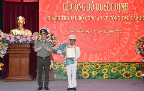 Trưởng Công an TP Thanh Hóa giữ chức phó giám đốc Công an tỉnh - Ảnh 1. Trưởng Công an TP Thanh Hóa giữ chức phó giám đốc Công an tỉnh - Ảnh 1.