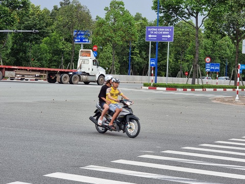 Bình Dương thống nhất 2 cao tốc nối Bình Dương và TP.HCM - Ảnh 2. Bình Dương thống nhất 2 cao tốc nối Bình Dương và TP.HCM - Ảnh 2.