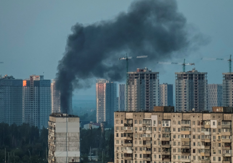 Ukraine công bố vượt qua làn sóng không kích chưa từng có từ Nga - Ảnh 1. Ukraine công bố vượt qua làn sóng không kích chưa từng có từ Nga - Ảnh 1.