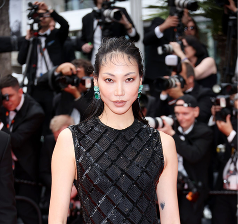 Rosé của Pink gây bất ngờ với vẻ ngoài xinh đẹp trên thảm đỏ Cannes 2023 - Ảnh 9. Rosé của Pink gây bất ngờ với vẻ ngoài xinh đẹp trên thảm đỏ Cannes 2023 - Ảnh 9.