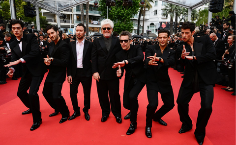 Rosé của Pink gây bất ngờ với vẻ ngoài xinh đẹp trên thảm đỏ Cannes 2023 - Ảnh 4. Rosé của Pink gây bất ngờ với vẻ ngoài xinh đẹp trên thảm đỏ Cannes 2023 - Ảnh 4.