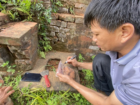Yêu cầu khắc phục muối hóa và rêu mốc ở cụm tháp Chăm Khương Mỹ - Ảnh 3. Yêu cầu khắc phục muối hóa và rêu mốc ở cụm tháp Chăm Khương Mỹ - Ảnh 3.