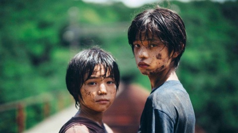 Monster: Ai mới thực sự là quái vật trong cuộc đời này? - Ảnh 1. Monster: Ai mới thực sự là quái vật trong cuộc đời này? - Ảnh 1.