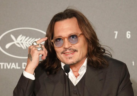Fan ngán ngẩm với hàm răng mục nát của Johnny Depp - Ảnh 6. Fan ngán ngẩm với hàm răng mục nát của Johnny Depp - Ảnh 6.