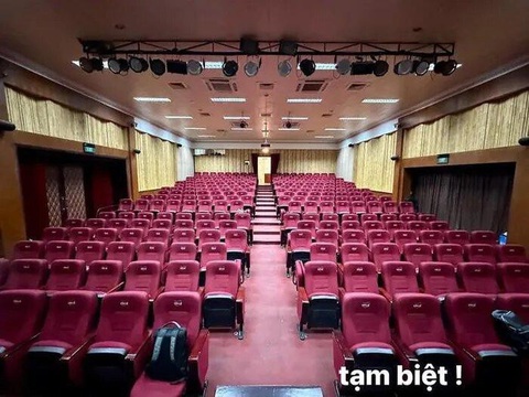 NSƯT Thành Lộc: Bỏ sân khấu, giải nghệ chỉ là tin thất thiệt - Ảnh 1. NSƯT Thành Lộc: Bỏ sân khấu, giải nghệ chỉ là tin thất thiệt - Ảnh 1.