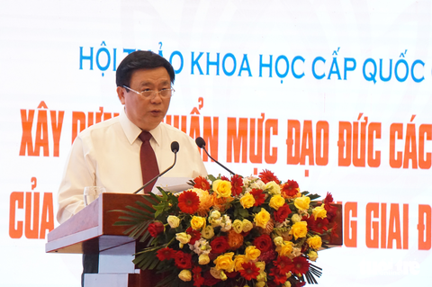 Một bộ phận cán bộ, đảng viên gồm cả cán bộ cấp cao có biểu hiện tự diễn biến - Ảnh 1. Một bộ phận cán bộ, đảng viên gồm cả cán bộ cấp cao có biểu hiện tự diễn biến - Ảnh 1.
