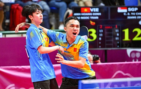 Bầu Hiển thưởng hơn 1 tỉ đồng cho kỳ tích bóng bàn Việt Nam tại SEA Games 32 - Ảnh 1. Bầu Hiển thưởng hơn 1 tỉ đồng cho kỳ tích bóng bàn Việt Nam tại SEA Games 32 - Ảnh 1.