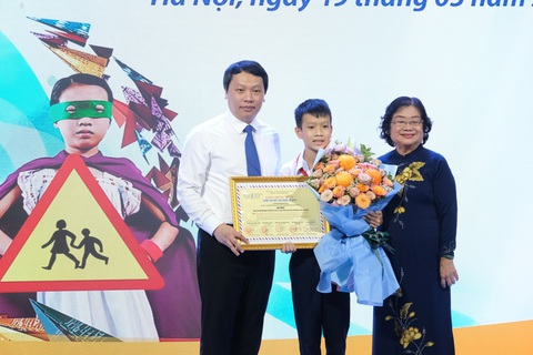 Tác phẩm đoạt giải nhất quốc gia cuộc thi Viết thư quốc tế UPU lần thứ 52 viết gì? - Ảnh 1. Tác phẩm đoạt giải nhất quốc gia cuộc thi Viết thư quốc tế UPU lần thứ 52 viết gì? - Ảnh 1.