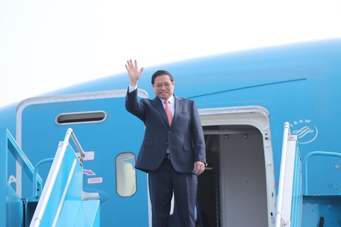 Thủ tướng Phạm Minh Chính lên đường dự hội nghị G7 mở rộng - Ảnh 1. Thủ tướng Phạm Minh Chính lên đường dự hội nghị G7 mở rộng - Ảnh 1.