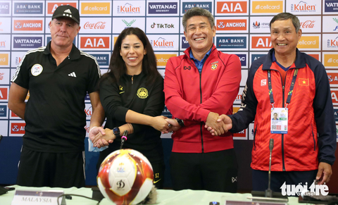 HLV nữ Philippines: Việt Nam là đối thủ rất khác biệt ở SEA Games 32 - Ảnh 1. HLV nữ Philippines: Việt Nam là đối thủ rất khác biệt ở SEA Games 32 - Ảnh 1.