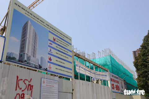 Ngàn người chen giành suất mua 149 căn nhà ở xã hội, thị trường đã rao giá gần gấp đôi - Ảnh 5. Ngàn người chen giành suất mua 149 căn nhà ở xã hội, thị trường đã rao giá gần gấp đôi - Ảnh 5.