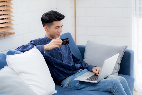 Thẻ tín dụng - Trợ lý tài chính đắc lực - Ảnh 2. Thẻ tín dụng - Trợ lý tài chính đắc lực - Ảnh 2.