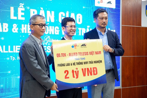 HUTECH khánh thành phòng Lab hiện đại do QD.Tek và Allied Telesis Việt Nam tài trợ - Ảnh 4. HUTECH khánh thành phòng Lab hiện đại do QD.Tek và Allied Telesis Việt Nam tài trợ - Ảnh 4.