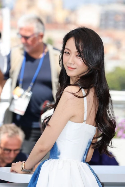 Thang Duy lại tỏa sáng ở Cannes: Sự nghiệp thăng hoa so với thời Sắc giới - Ảnh 3. Thang Duy lại tỏa sáng ở Cannes: Sự nghiệp thăng hoa so với thời Sắc giới - Ảnh 3.