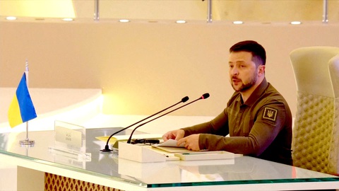 Tổng thống Ukraine vừa có mặt tại G7 hôm 20-5 sau chuyến đi đến Trung Đông - Ảnh: REUTERS Tổng thống Ukraine vừa có mặt tại G7 hôm 20-5 sau chuyến đi đến Trung Đông - Ảnh: REUTERS