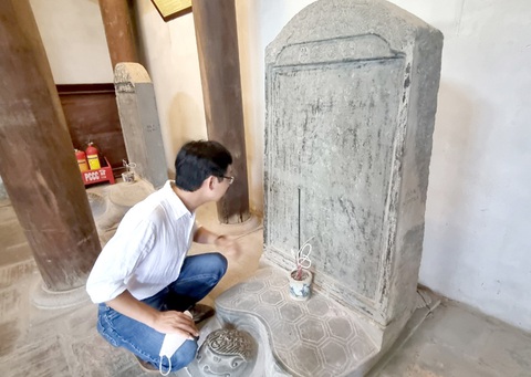 Bia Kim bảng lưu phương tại Văn miếu Bắc Ninh - Ảnh: T.LỘC Bia Kim bảng lưu phương tại Văn miếu Bắc Ninh - Ảnh: T.LỘC
