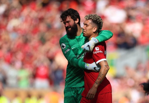 Firmino rơi nước mắt sau trận đấu cuối cùng trên sân Anfield - Ảnh 3. Firmino rơi nước mắt sau trận đấu cuối cùng trên sân Anfield - Ảnh 3.