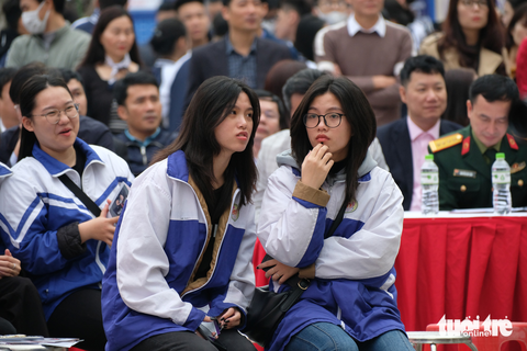 Học phí ngành báo chí và truyền thông: Có trường 52 triệu đồng/năm - Ảnh 1. Học phí ngành báo chí và truyền thông: Có trường 52 triệu đồng/năm - Ảnh 1.