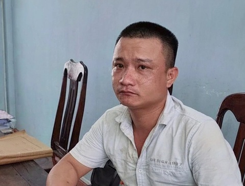 Đánh người sau va chạm, tài xế xe hơi bị đánh lại nứt sọ - Ảnh 1. Đánh người sau va chạm, tài xế xe hơi bị đánh lại nứt sọ - Ảnh 1.