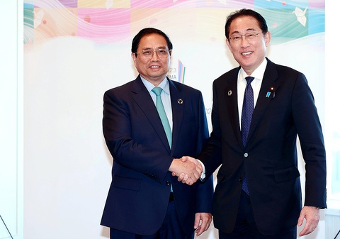 Thủ tướng Phạm Minh Chính và Thủ tướng Nhật Bản Kishida Fumio tại cuộc hội đàm song phương bên lề Hội nghị G7 mở rộng ở Hiroshima ngày 21-5 - Ảnh: DƯƠNG GIANG Thủ tướng Phạm Minh Chính và Thủ tướng Nhật Bản Kishida Fumio tại cuộc hội đàm song phương bên lề Hội nghị G7 mở rộng ở Hiroshima ngày 21-5 - Ảnh: DƯƠNG GIANG